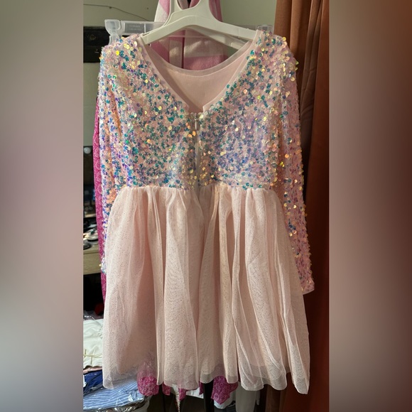 Cat and jack girls pink dress - Picture 2 of 3